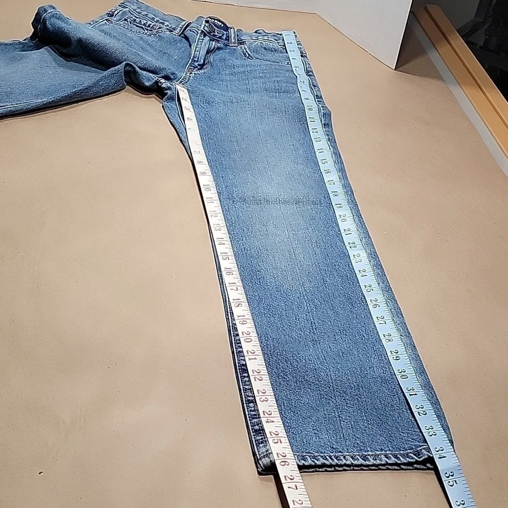 Old Navy, Size 12 Standard, Med Wash, Straight Leg Jeans, Excellent Used Cond.